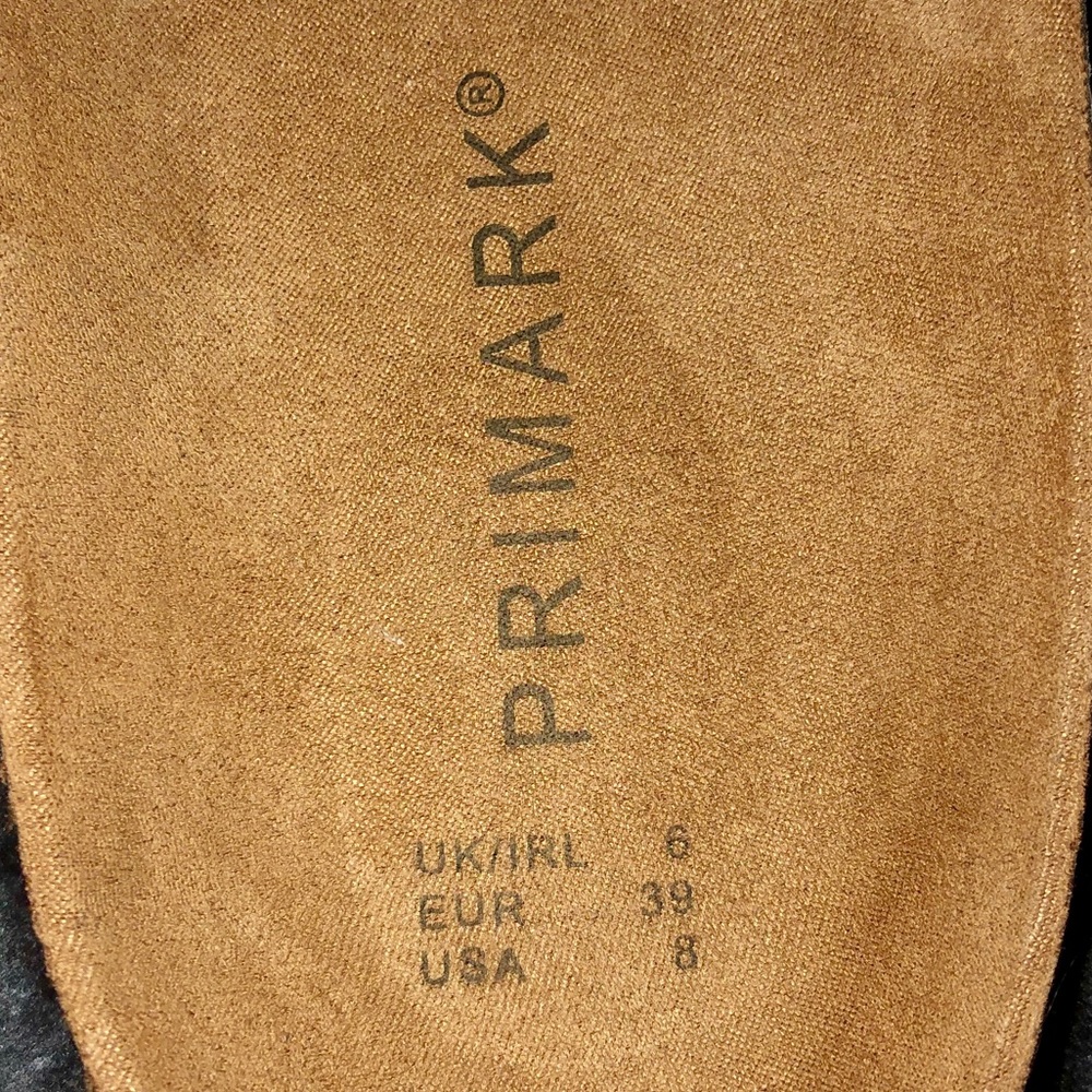 Sandals - Picture 5 of 5